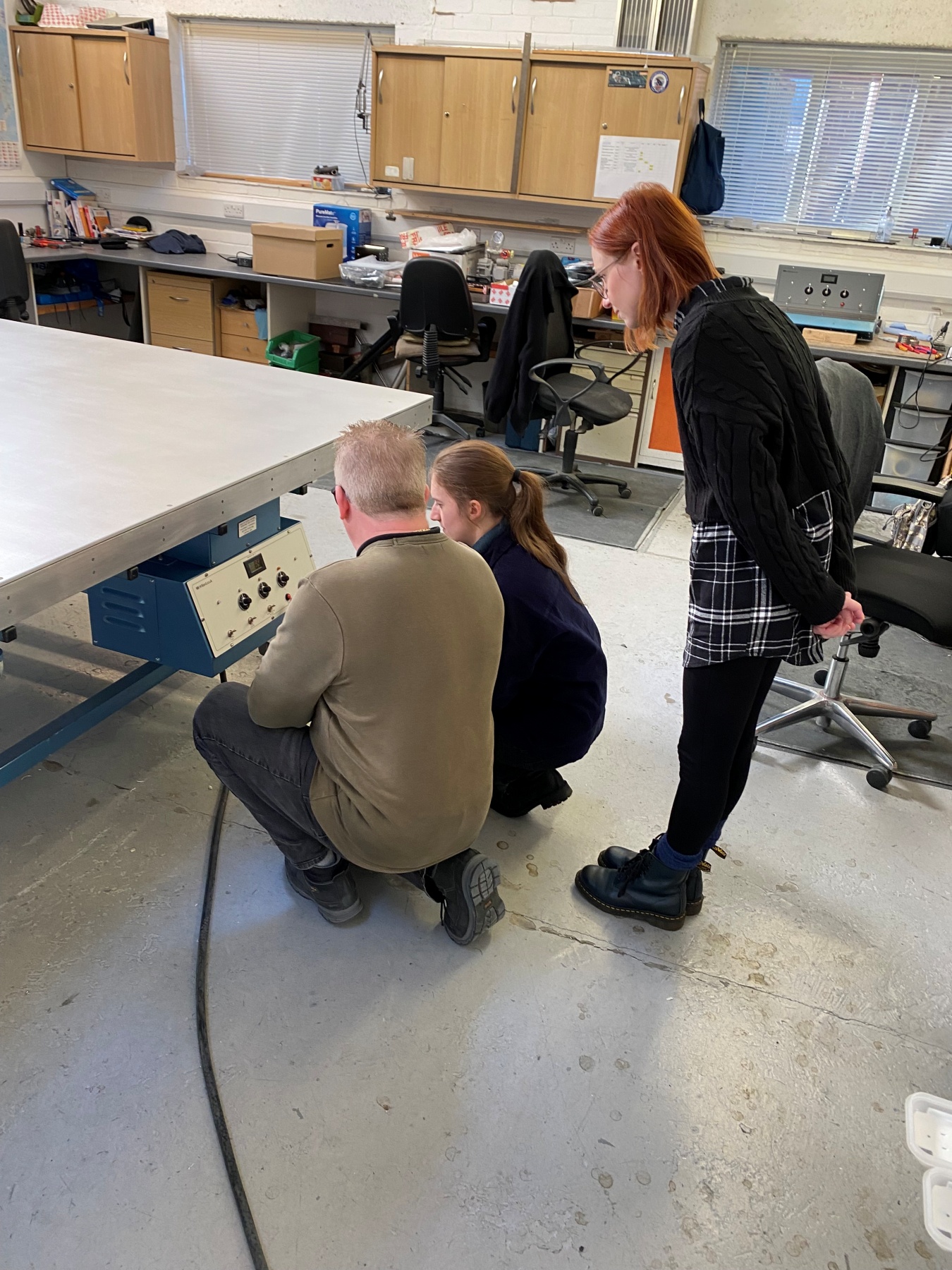 Ukrainian Conservators willard suction table 1.jpg