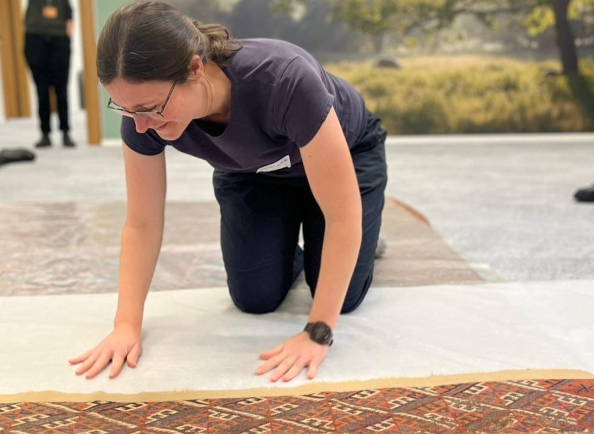 Delivering training on rolling historic carpets. 