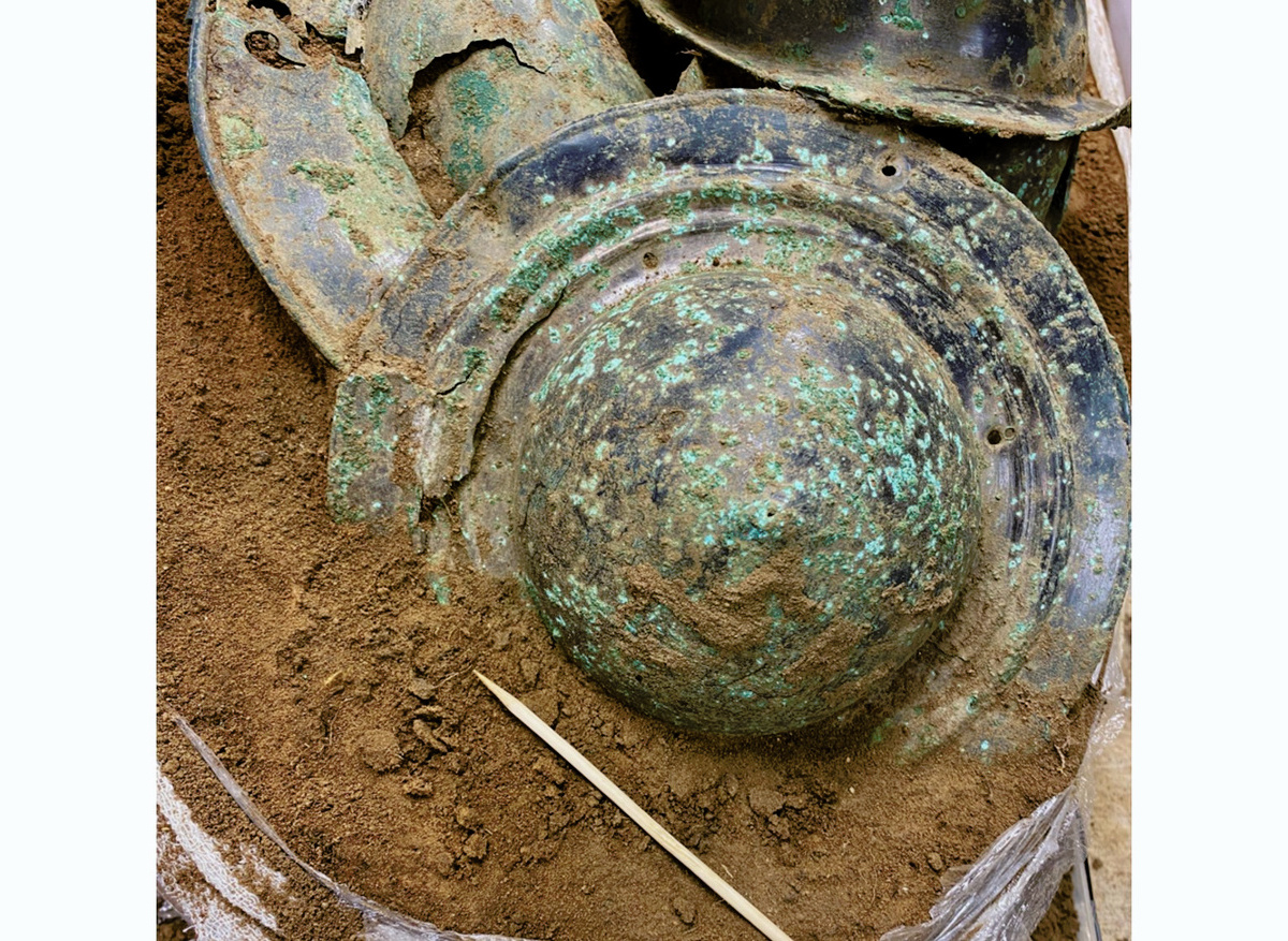 Shield Boss before micro-excavation