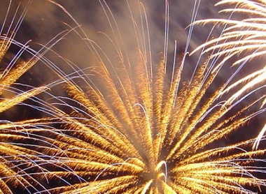 1200px-bratislava_new_year_fireworks_4.jpg