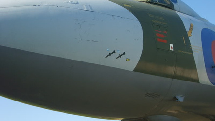 Avro_Vulcan_XM597,_Scottish_National_Museum_of_Flight,_7_September_2007.jpg