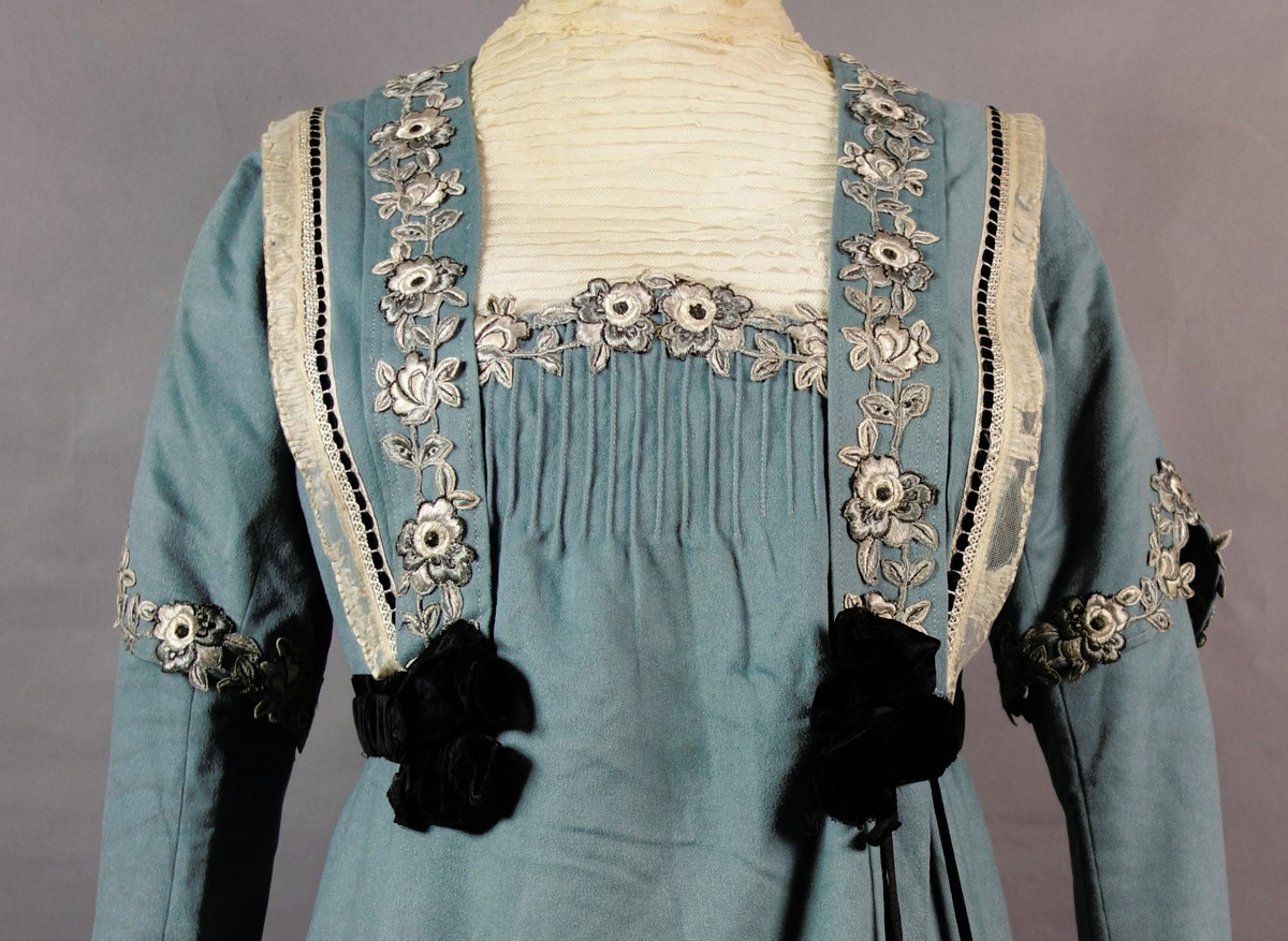 Conservation and mounting of costume and textiles for Dorset Museum