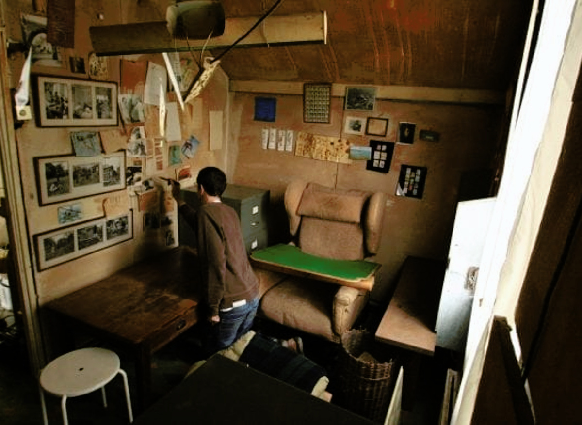 Roald Dahl Writing Hut Decant, Conservation and Redisplay Project, Roald Dahl Museum and Story Centre, 2012