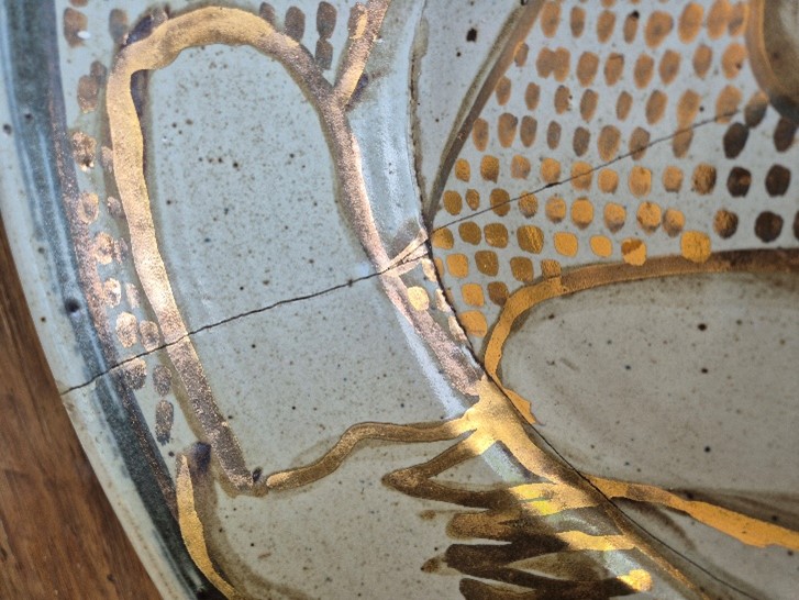 Cracked Light. 4.jpg