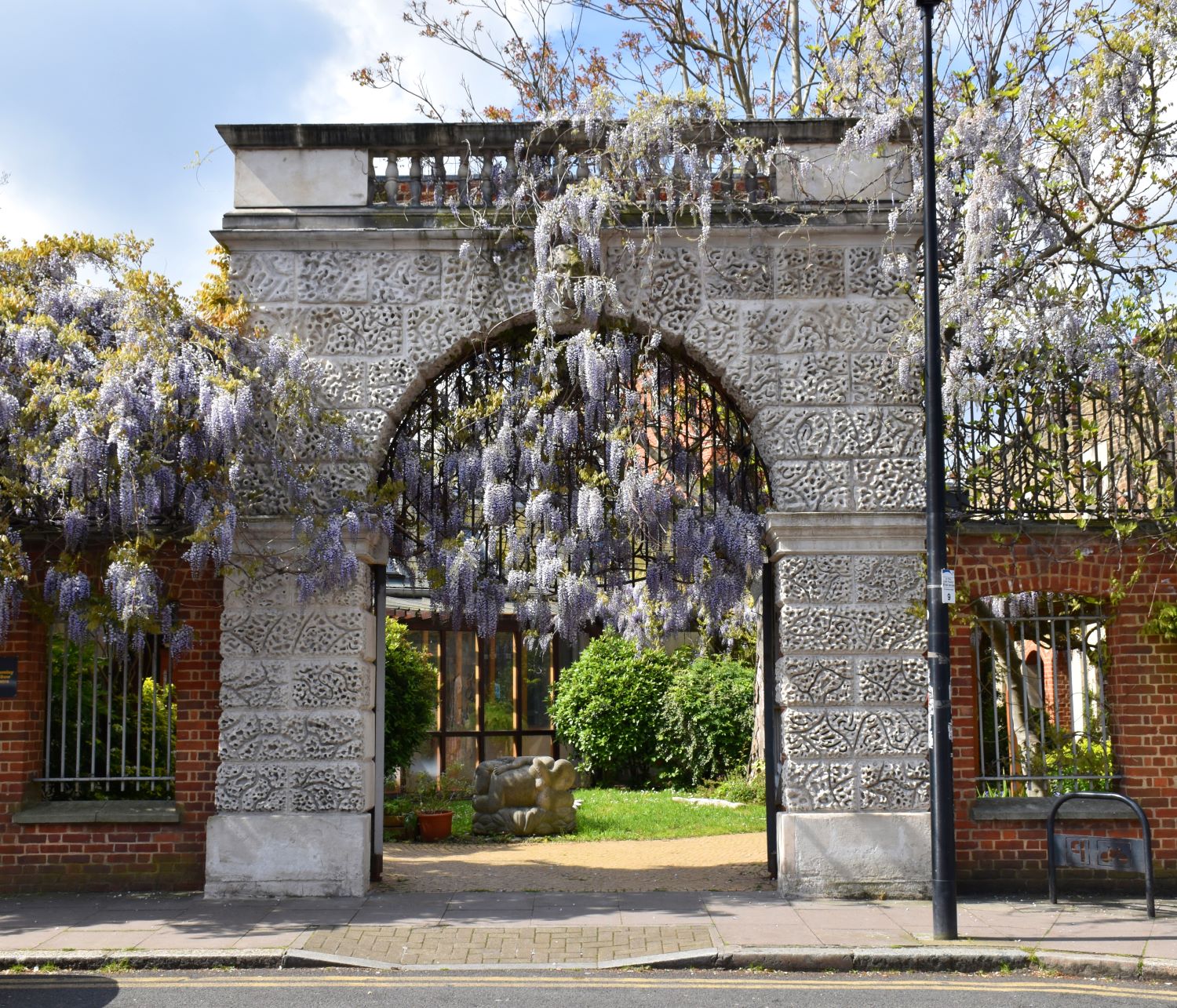 WEB_Northumberland House Arch with wisteria, one of HOLT's many projects across the city of London CREDIT HOLT .JPG