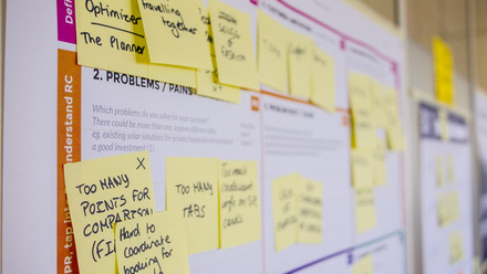 postits-meeting.jpg