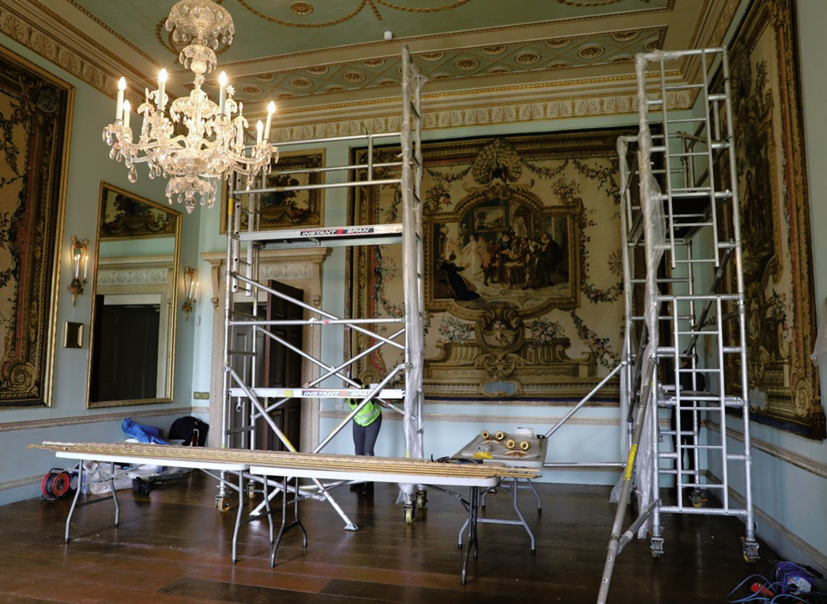 Conserving an 18th Century Gobelin Tapestry 