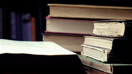 books-vintage-research-1122870.jpg