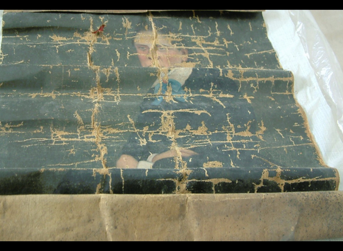 Unstretched, rolled, folded and creased canvas