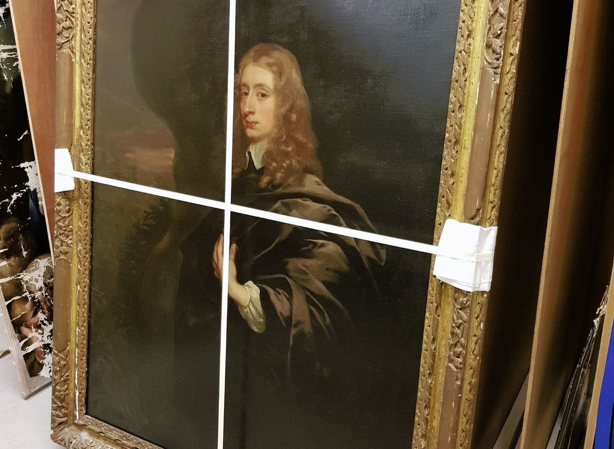 Lely frame conservation for a private client