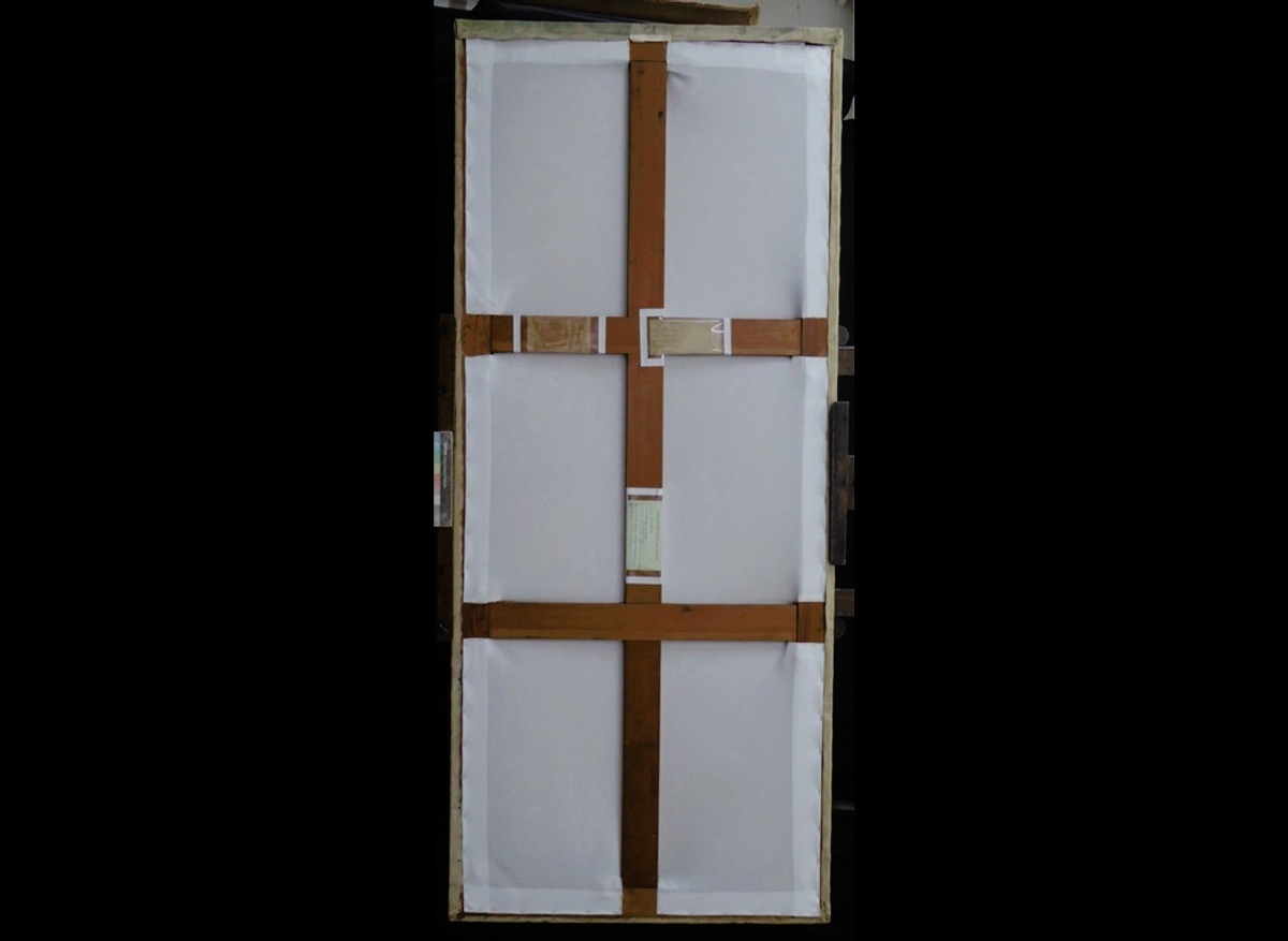 Whole back, with stretcher bar lining