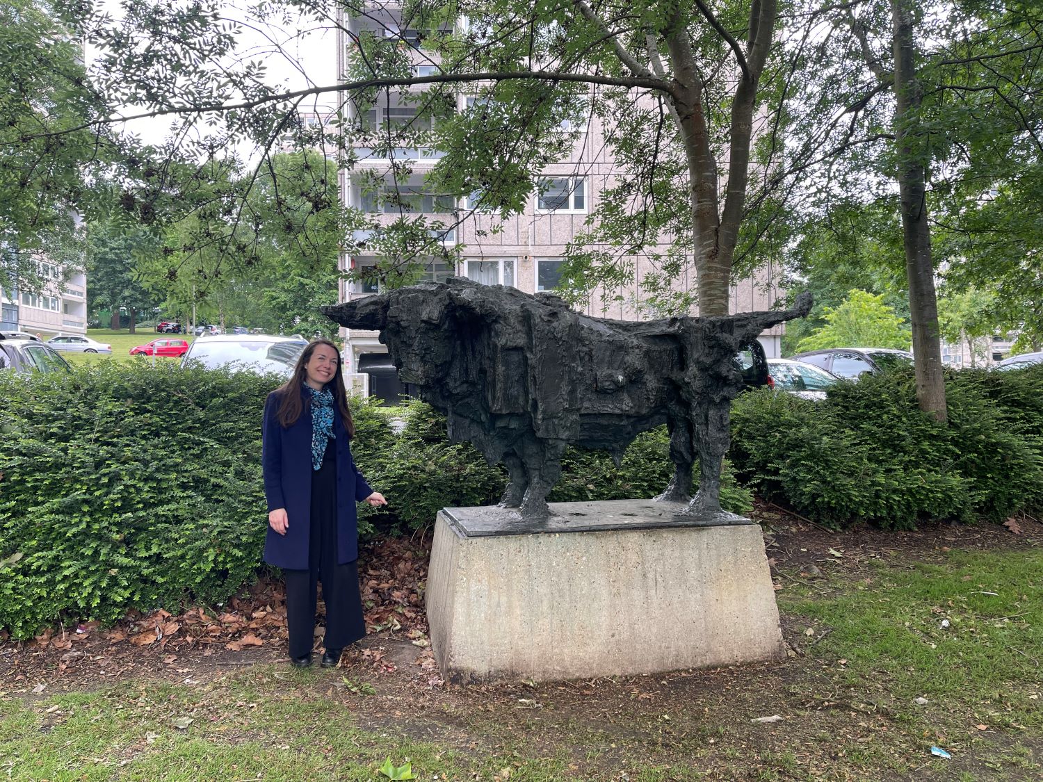 WEB_Emma Jhita by the Grade II-listed sculpture Bull, by Robert Clatworthy CREDIT Emma Jhita.jpg