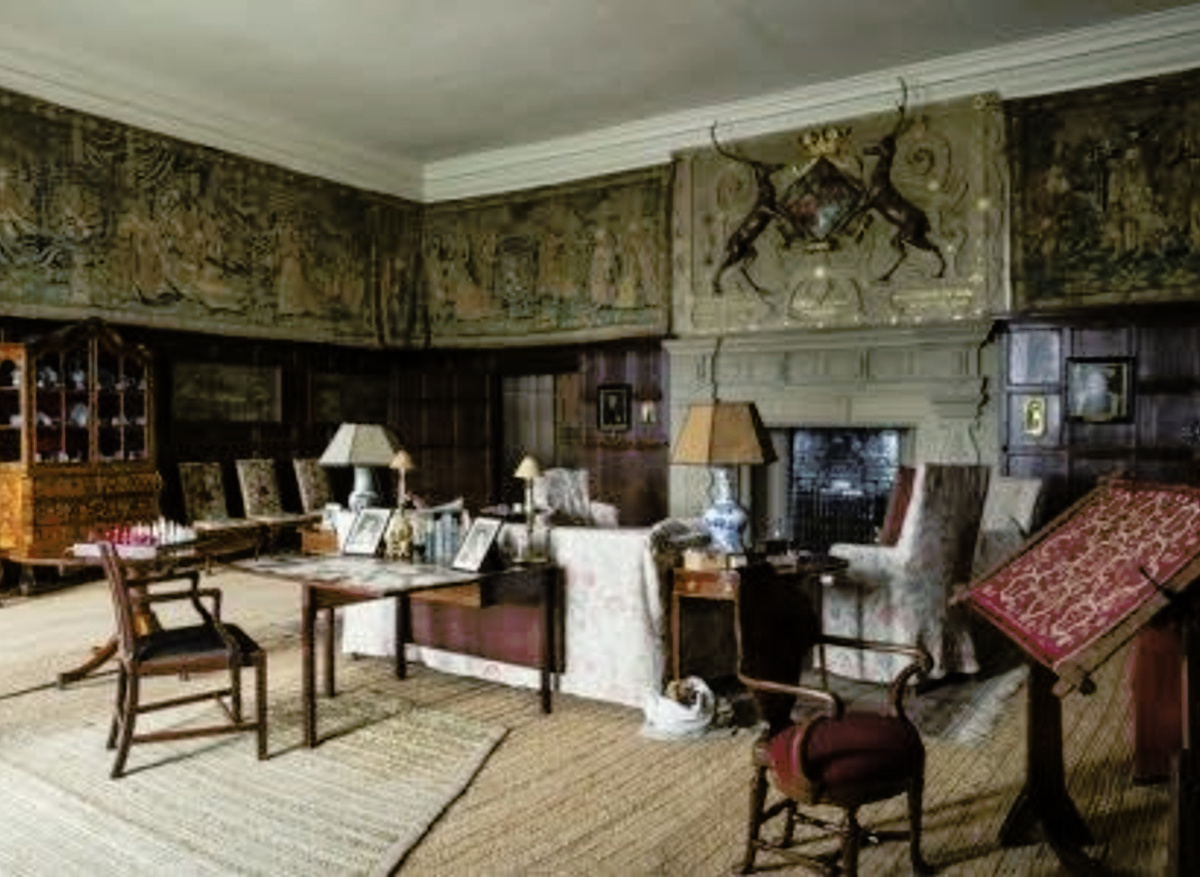 Helen Lloyd - Care and conservation of collections in historic buildings 