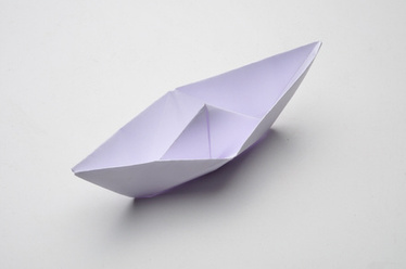 Paper Boat / Leader Ship