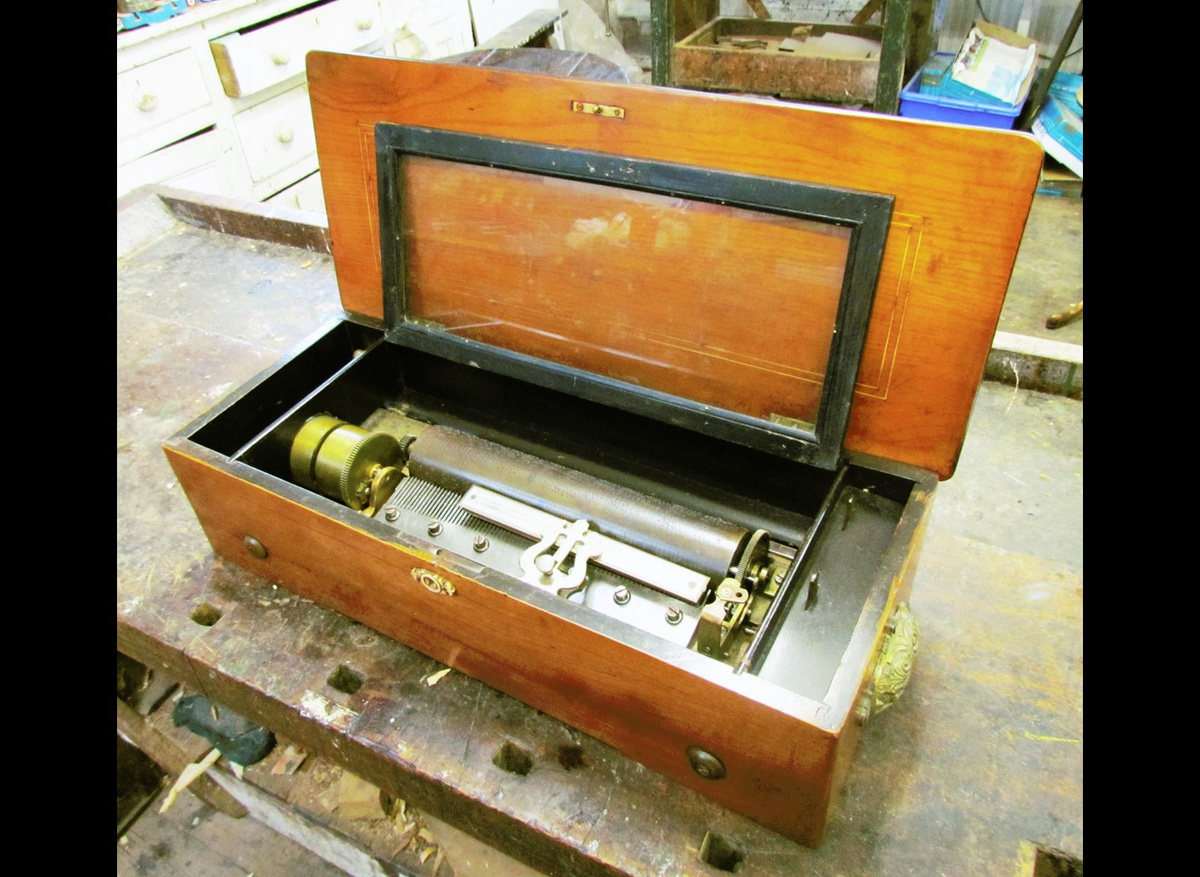 Unusual Double Mainspring Musical Box 