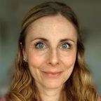 Dr Nicola  Emmerson