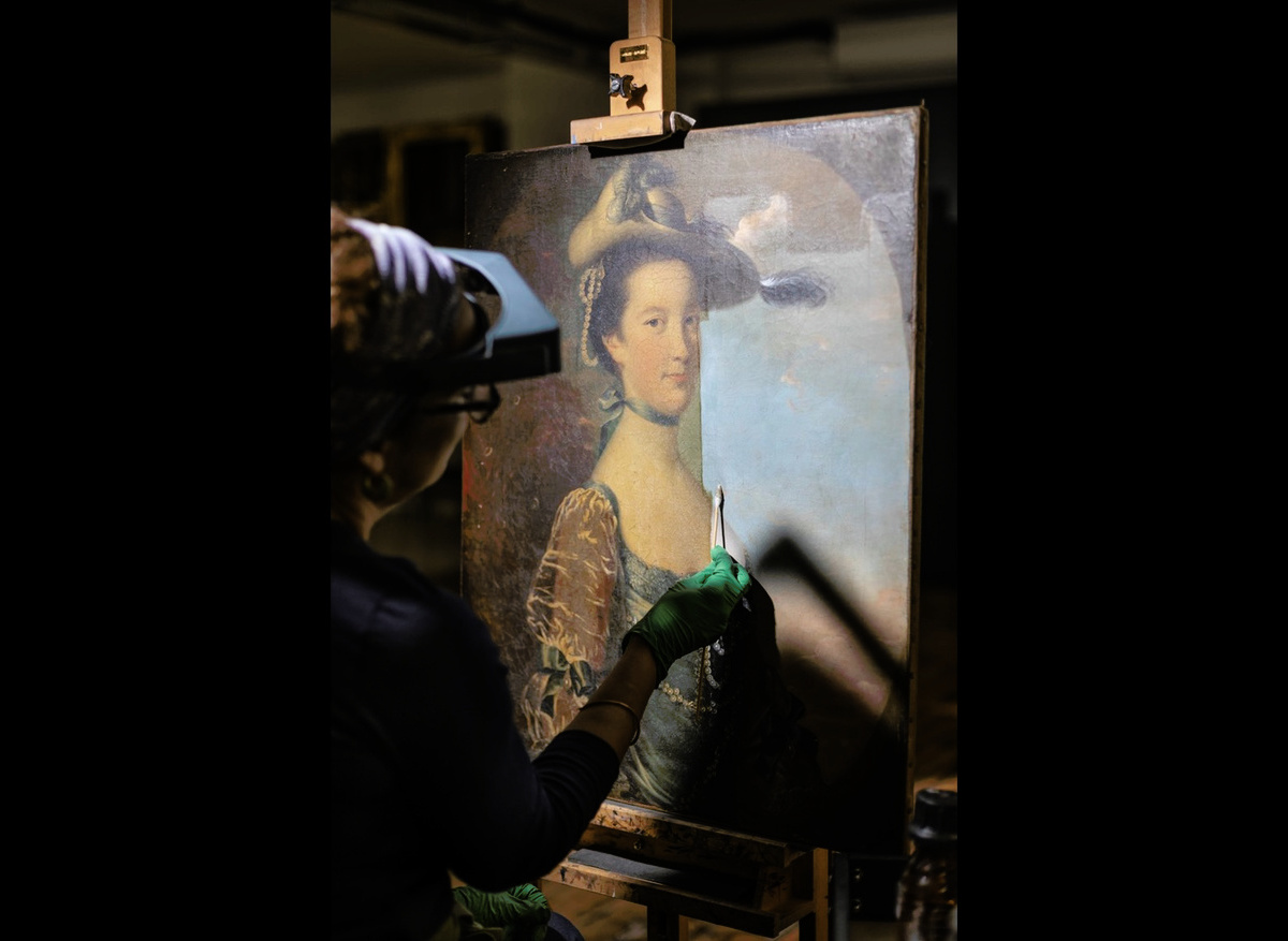 Removal of discoloured varnish on a portrait by Joseph Wright of Derby