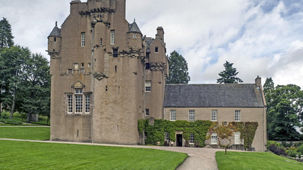 crathes-castle-.jpg