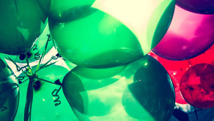 Green balloons.jpeg